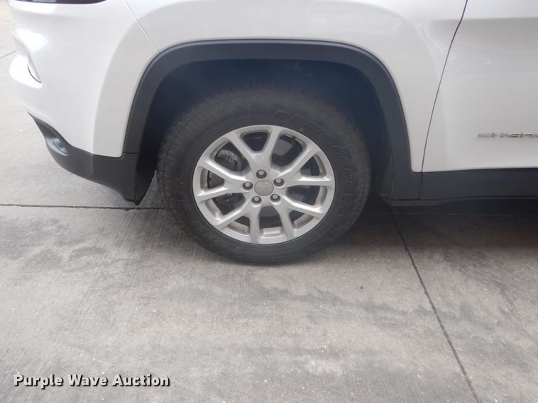 image for item HI9910 2015 Jeep Cherokee Latitude  SUV