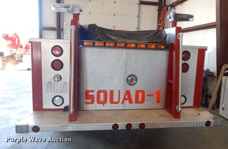 image for item HP9594 2004 Ford F550 Super Duty  pumper fire truck