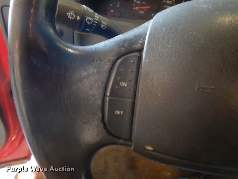 image for item HP9594 2004 Ford F550 Super Duty  pumper fire truck