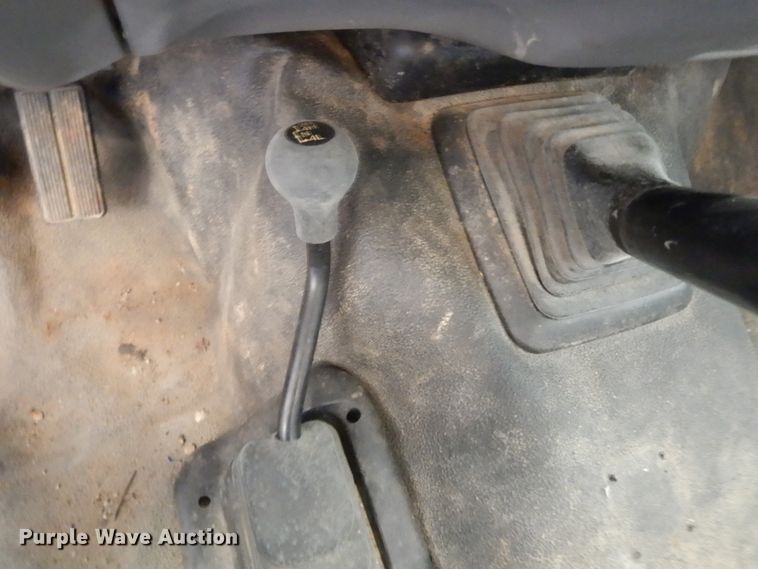 image for item HP9594 2004 Ford F550 Super Duty  pumper fire truck