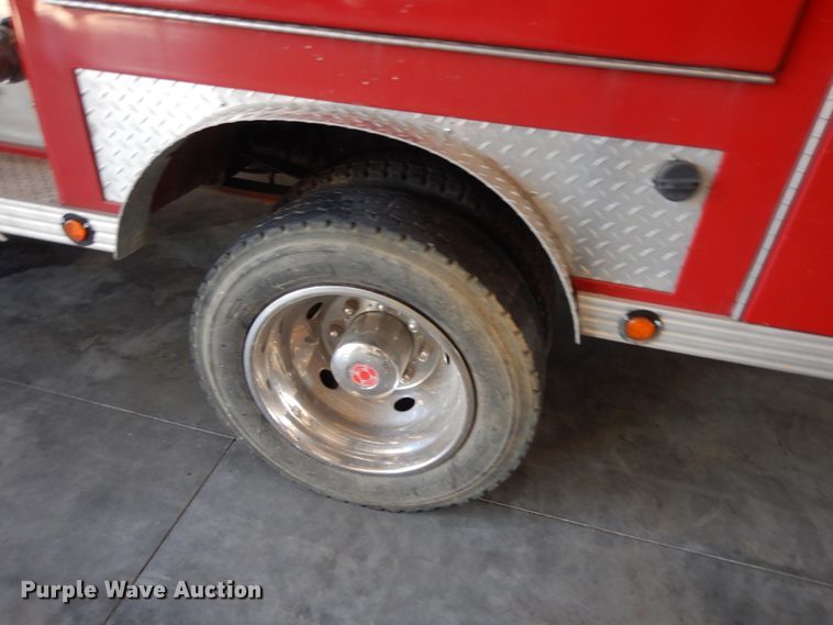 image for item HP9594 2004 Ford F550 Super Duty  pumper fire truck