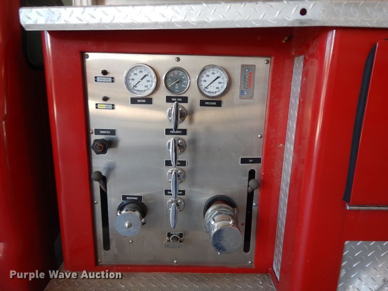 image for item HP9594 2004 Ford F550 Super Duty  pumper fire truck