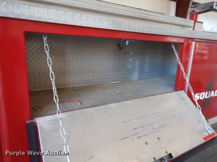 image for item HP9594 2004 Ford F550 Super Duty  pumper fire truck