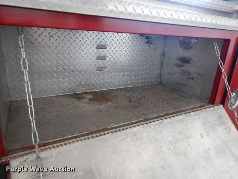 image for item HP9594 2004 Ford F550 Super Duty  pumper fire truck