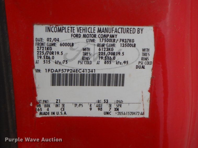 image for item HP9594 2004 Ford F550 Super Duty  pumper fire truck
