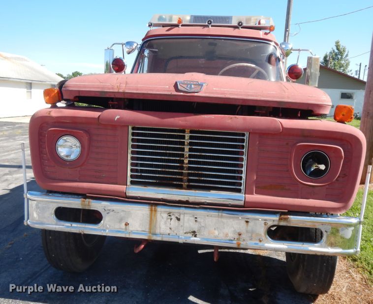 image for item HP9595 1966 Ford 800  fire truck