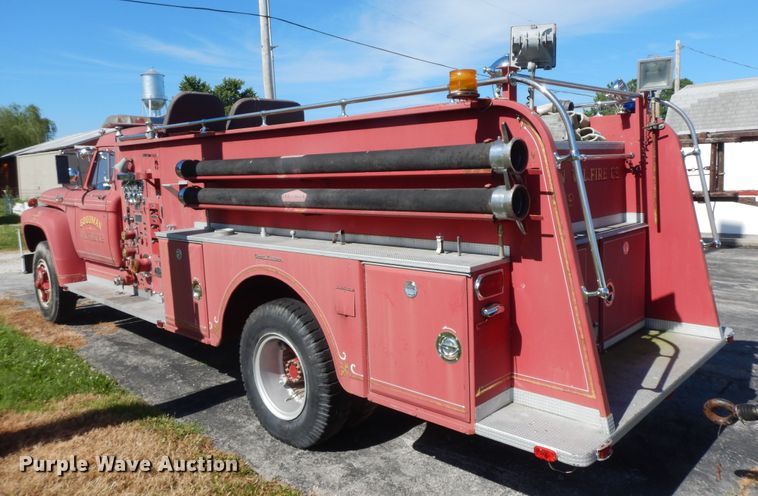 image for item HP9595 1966 Ford 800  fire truck