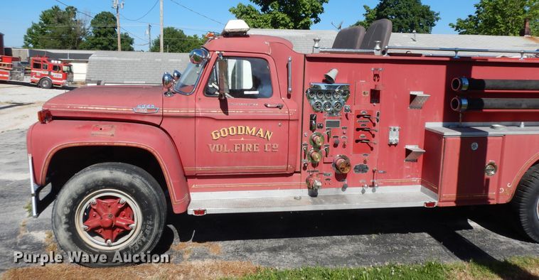image for item HP9595 1966 Ford 800  fire truck