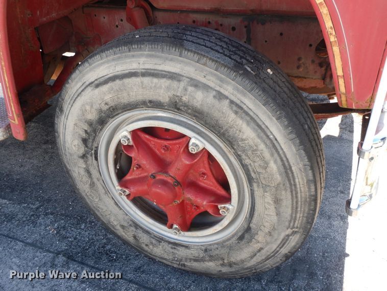 image for item HP9595 1966 Ford 800  fire truck