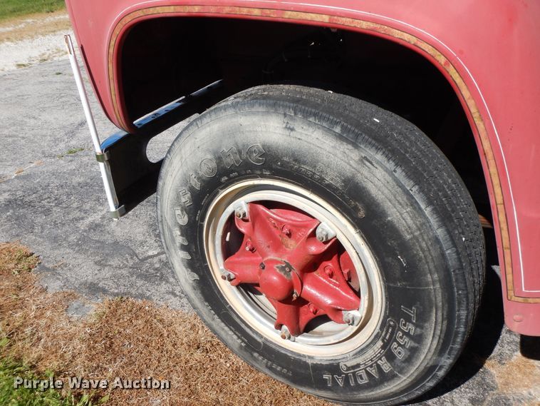 image for item HP9595 1966 Ford 800  fire truck
