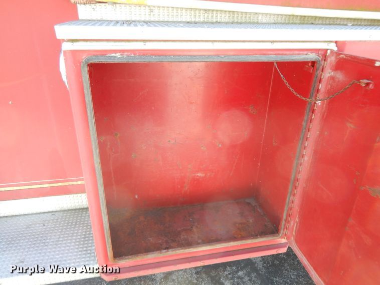 image for item HP9595 1966 Ford 800  fire truck