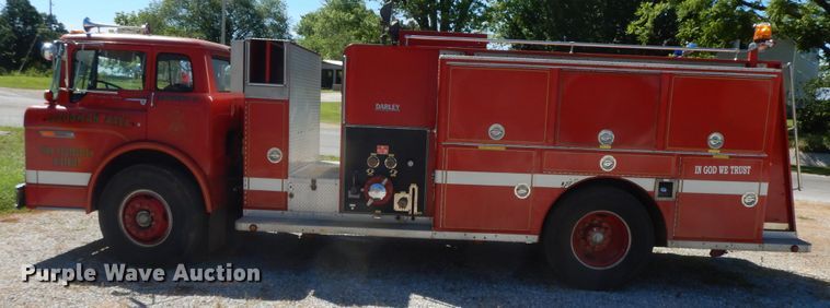 image for item HP9596 1983 Ford C8000  pumper fire truck