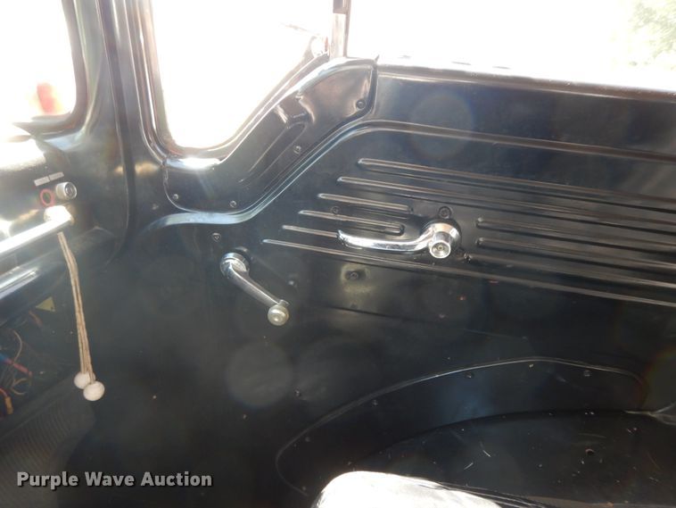 image for item HP9596 1983 Ford C8000  pumper fire truck