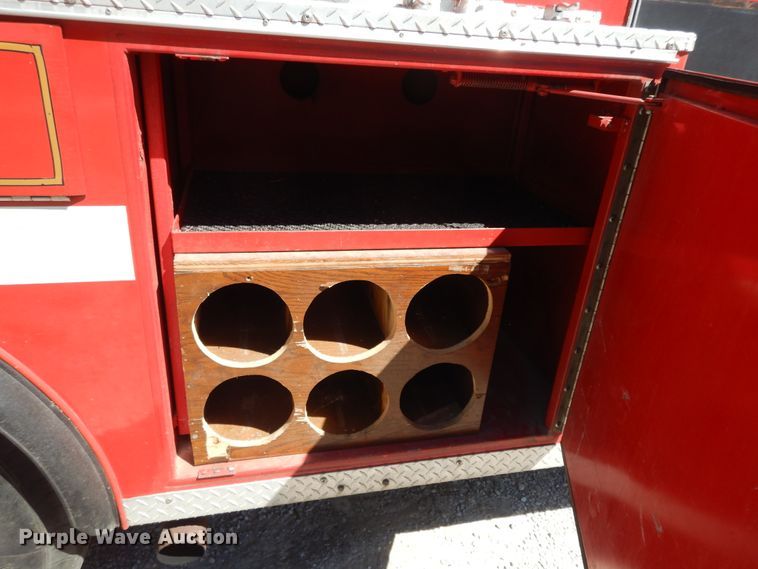 image for item HP9596 1983 Ford C8000  pumper fire truck
