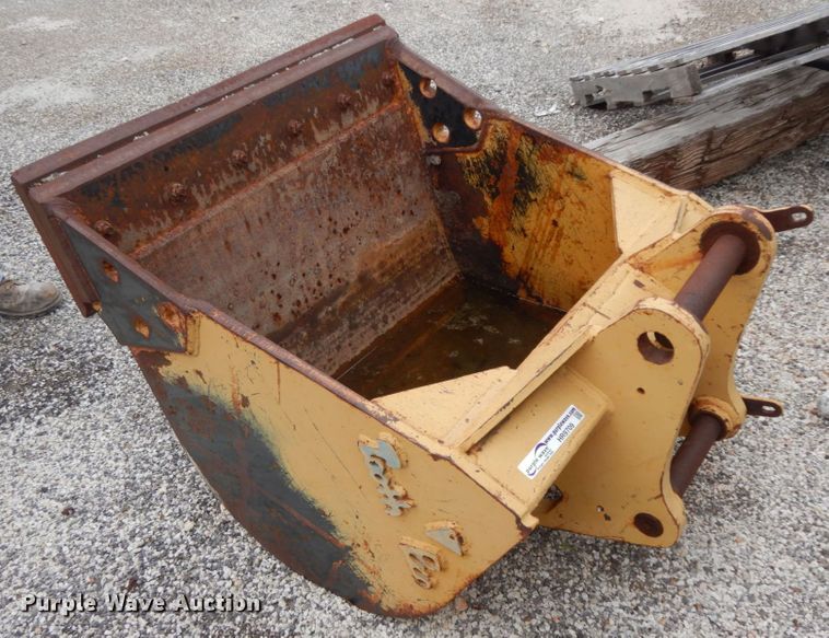 image for item HR9709 Backhoe bucket