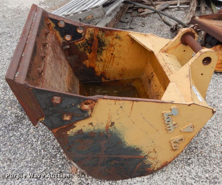 image for item HR9709 Backhoe bucket