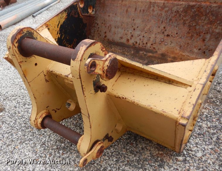 image for item HR9709 Backhoe bucket
