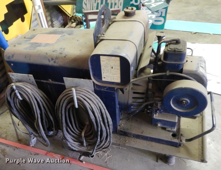 image for item HR9710 Miller  welder