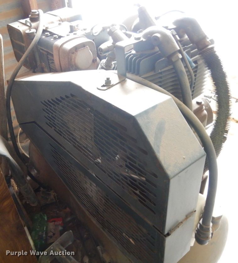 image for item HR9711 1981 Champion Pneumatic HGR5-3  air compressor