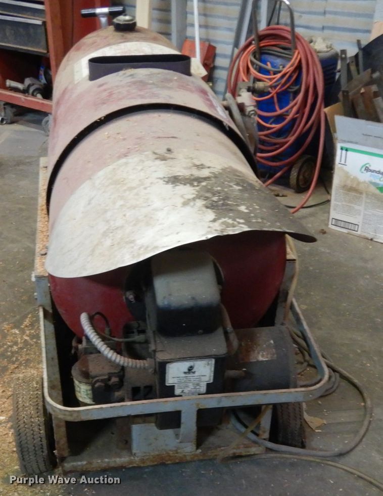 image for item HR9712 Whitco Inc. EHASR  pressure washer