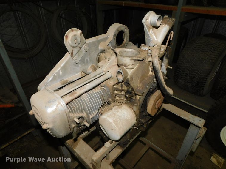 image for item HX9404 (2) Cushman 218 two cylinder gas engines