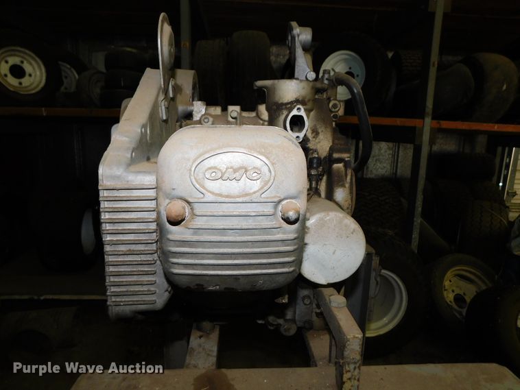 image for item HX9404 (2) Cushman 218 two cylinder gas engines
