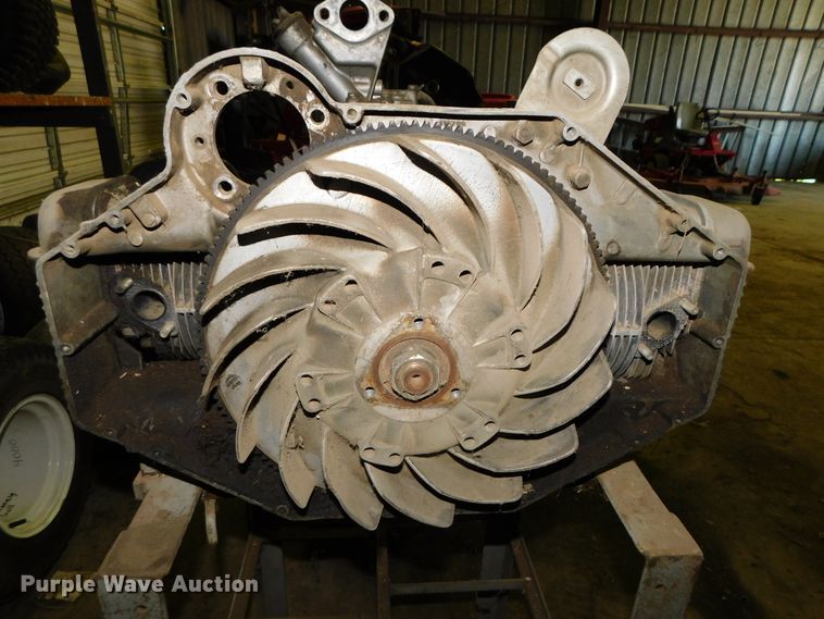 image for item HX9404 (2) Cushman 218 two cylinder gas engines