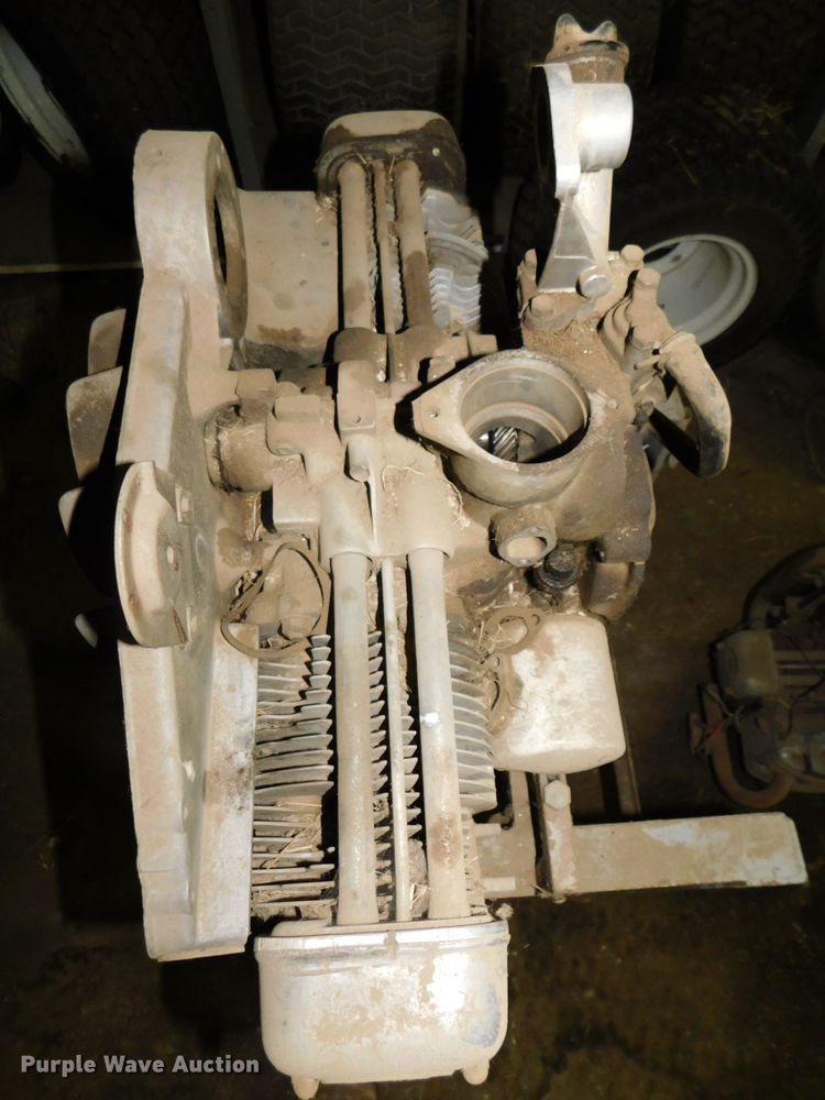 image for item HX9404 (2) Cushman 218 two cylinder gas engines