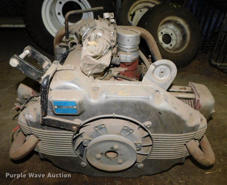 image for item HX9404 (2) Cushman 218 two cylinder gas engines