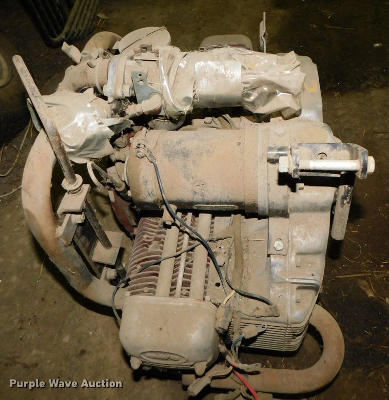 image for item HX9404 (2) Cushman 218 two cylinder gas engines