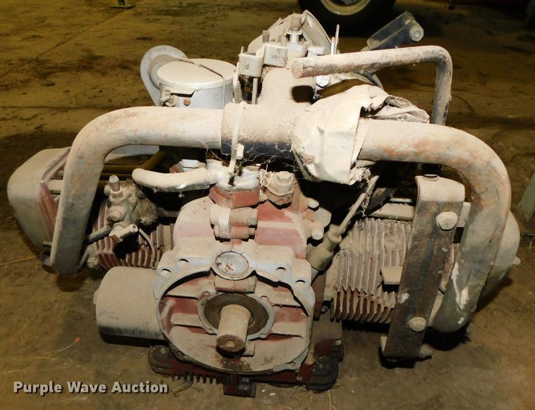 image for item HX9404 (2) Cushman 218 two cylinder gas engines