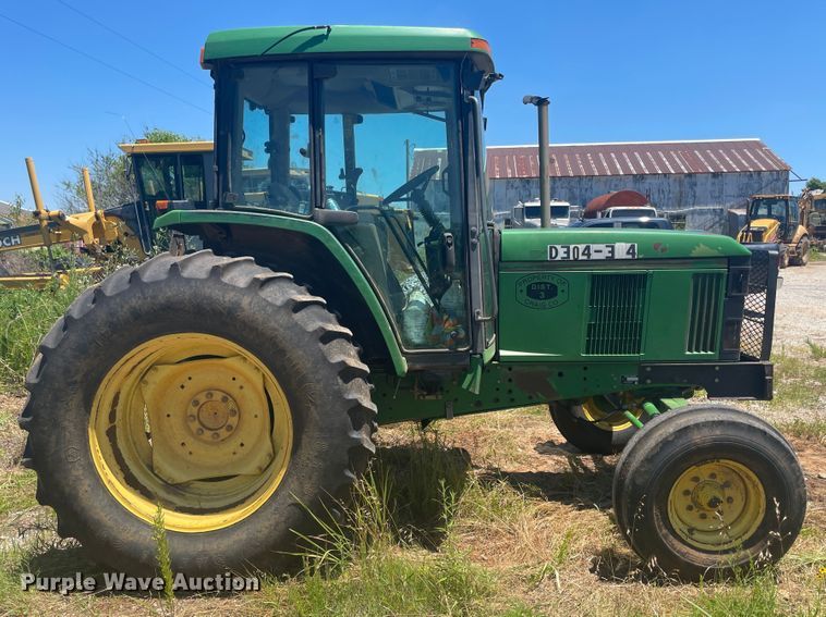 image for item IC9455 2002 John Deere 6405  tractor