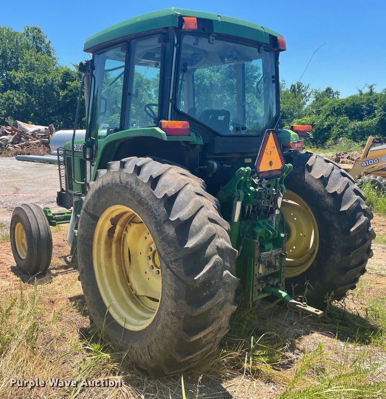 image for item IC9455 2002 John Deere 6405  tractor