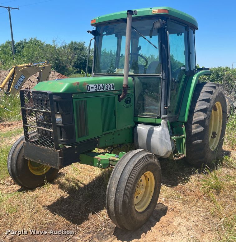 image for item IC9455 2002 John Deere 6405  tractor