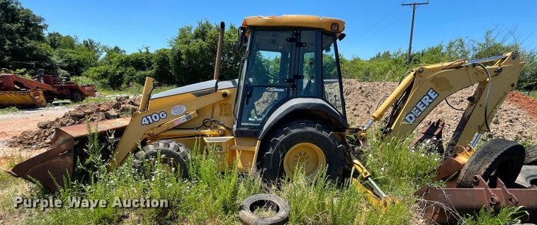 image for item IC9456 2003 John Deere 410G  backhoe