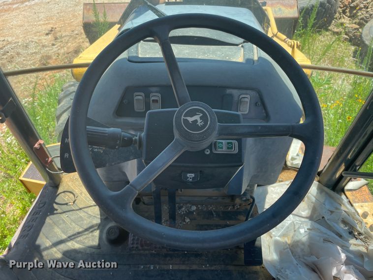 image for item IC9456 2003 John Deere 410G  backhoe