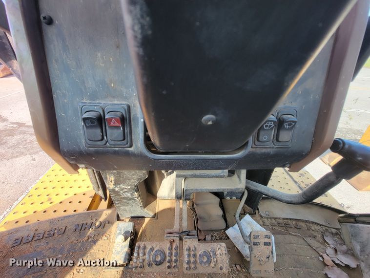 image for item IE9249 1998 John Deere 310SE  backhoe