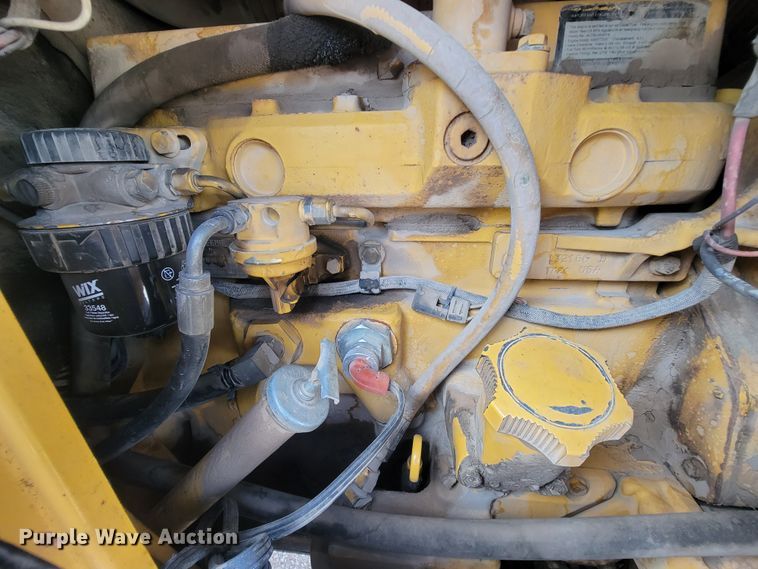 image for item IE9249 1998 John Deere 310SE  backhoe