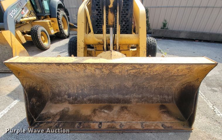 image for item IE9249 1998 John Deere 310SE  backhoe