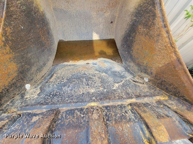 image for item IE9249 1998 John Deere 310SE  backhoe