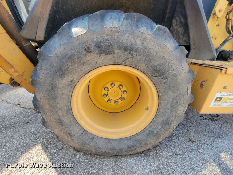 image for item IE9249 1998 John Deere 310SE  backhoe