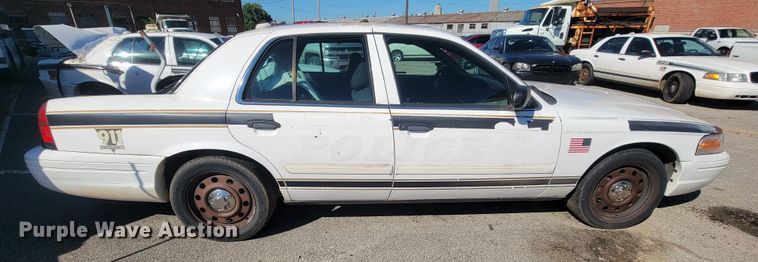 image for item IE9250 2009 Ford Crown Victoria Police Interceptor