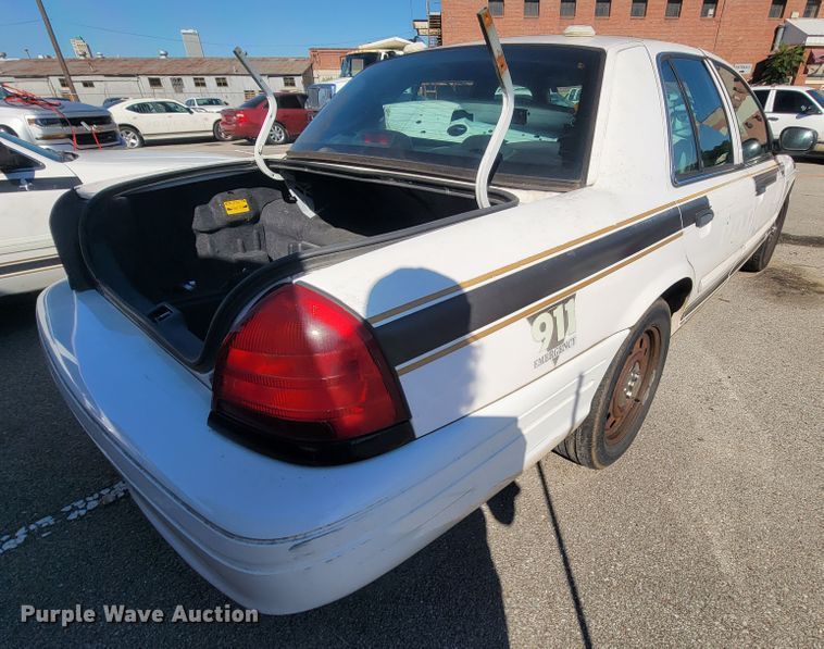 image for item IE9250 2009 Ford Crown Victoria Police Interceptor