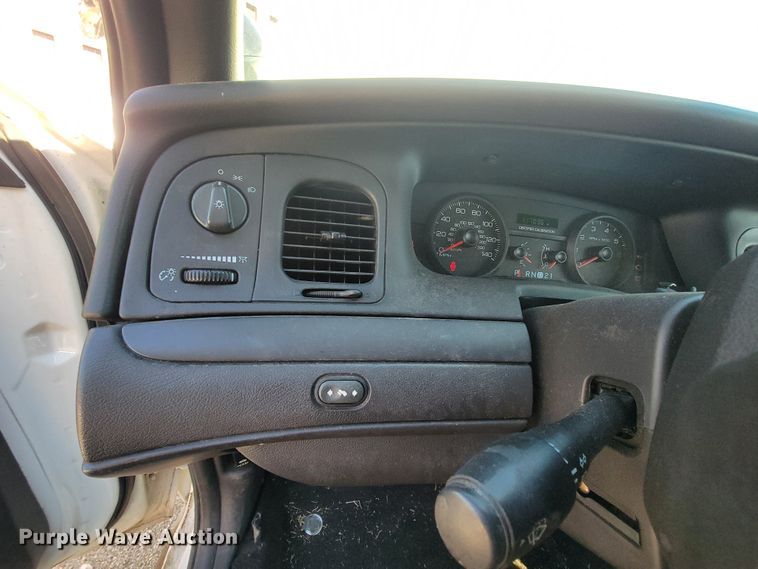 image for item IE9250 2009 Ford Crown Victoria Police Interceptor