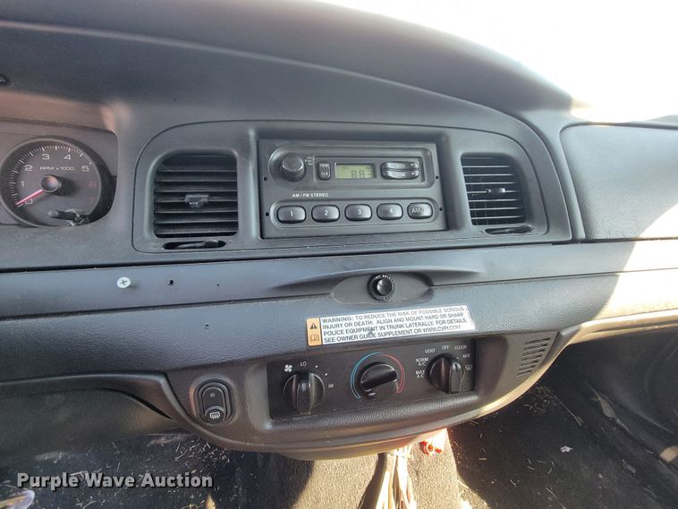 image for item IE9250 2009 Ford Crown Victoria Police Interceptor