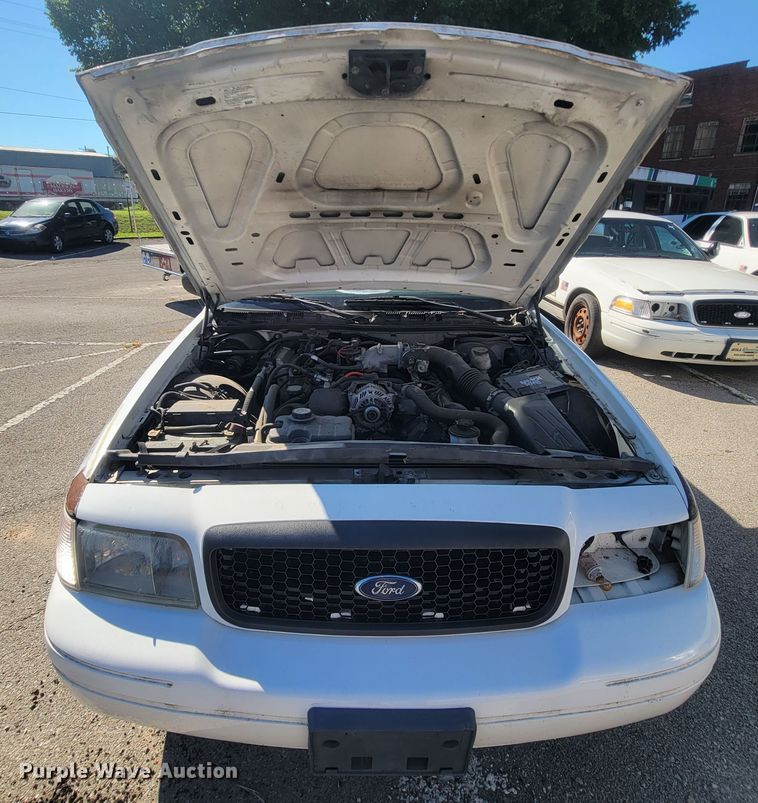 image for item IE9250 2009 Ford Crown Victoria Police Interceptor