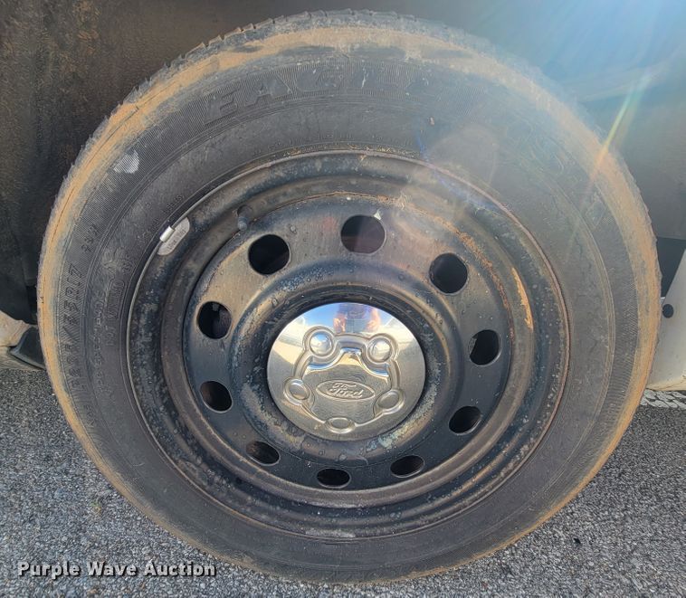 image for item IE9250 2009 Ford Crown Victoria Police Interceptor