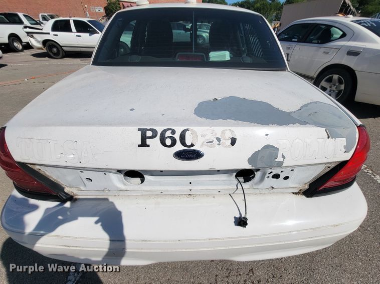 image for item IE9251 2011 Ford Crown Victoria Police Interceptor