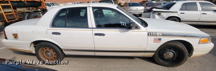 image for item IE9257 2011 Ford Crown Victoria Police Interceptor