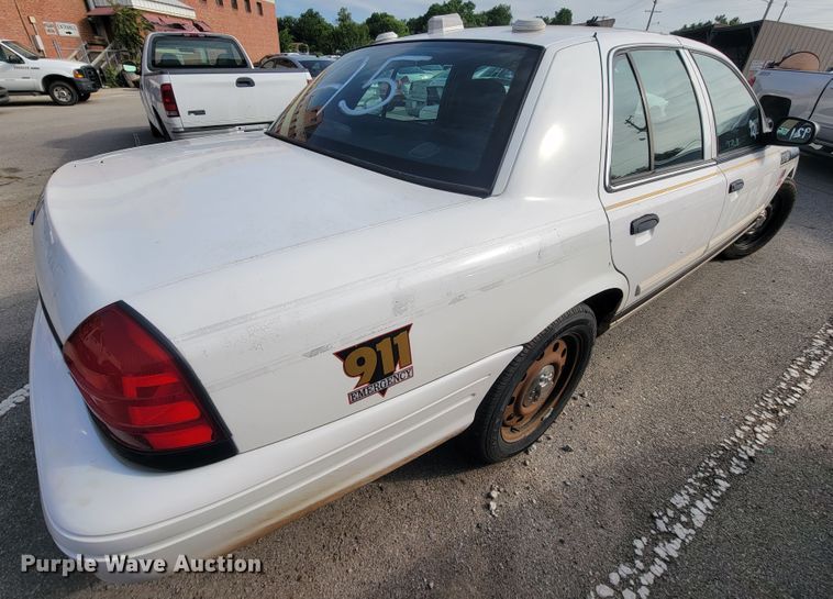 image for item IE9257 2011 Ford Crown Victoria Police Interceptor